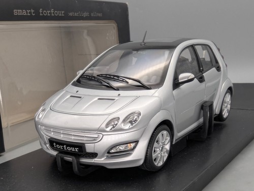 Modellautos kyosho smart - 1:18,