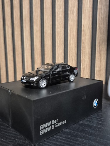 Modellauto kyosho bmw e60 - 1:43,