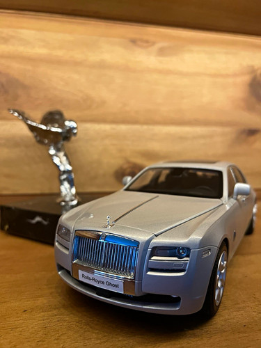 Kyosho rolls royce ghost - ghost, 1:18